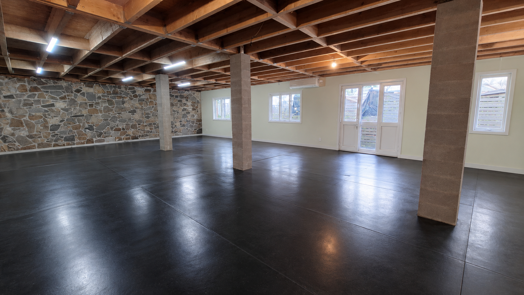 Appartement et espace commercial